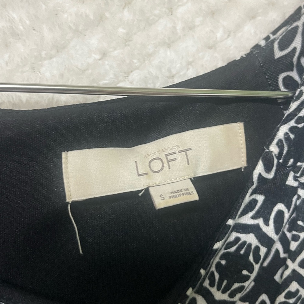 LOFT Womens Dress Side Ruched Long Sleeves White and Black Pattern Small - Picture 6 of 13